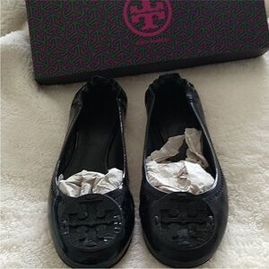 Tory Burch Reva flats